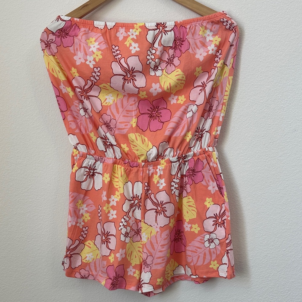Forever 21 tropical Hawaiian 🌺 print romper size medium BNWT